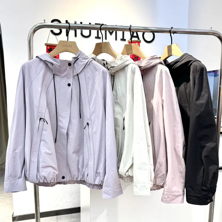 《水淼》2026新款工装短风衣2527时尚洋气大方