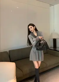 自制~袖口毛毛针织毛衣修身新款高腰百褶裙套装#66409