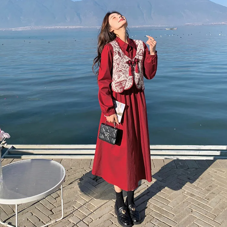 新中式国风红色连衣裙两件套女2025春装新款超好看马甲衬衫裙套装
