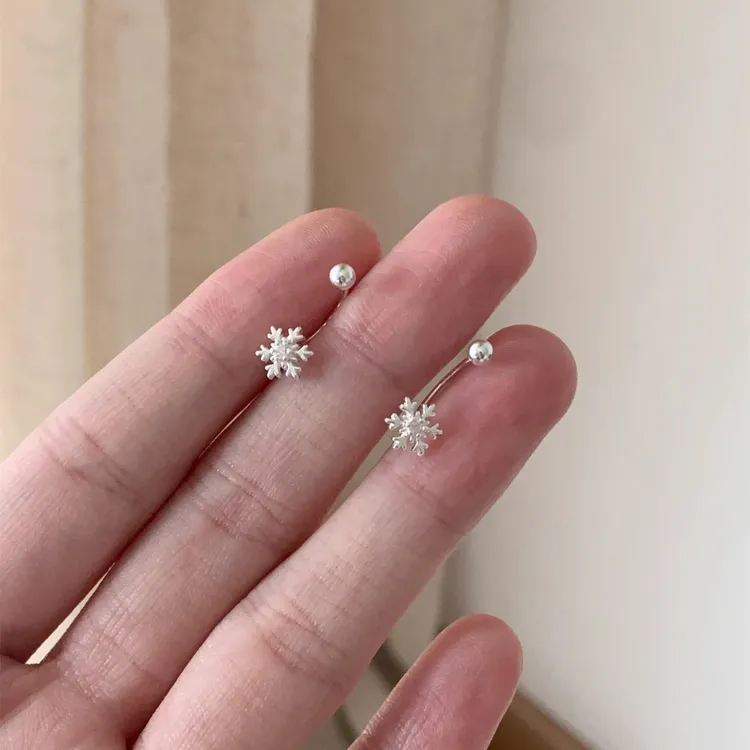 铜合金耳饰 s925银耳钉女爆款雪花耳环轻奢高级感时尚后挂式耳饰