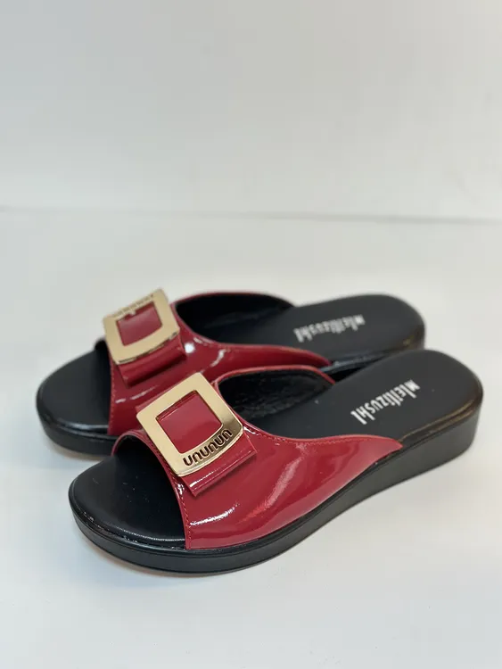 2025新款日字扣时尚百搭中跟凉拖鞋夏季女士外穿坡跟软底防滑