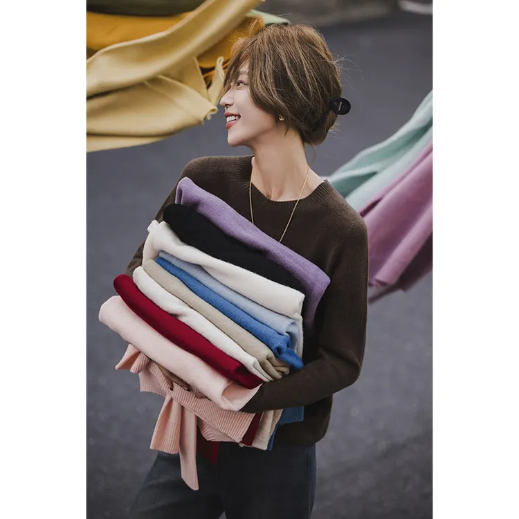 小谷粒重工无缝一体羊毛衫女2025年秋冬新款圆领毛衣打底百搭上衣