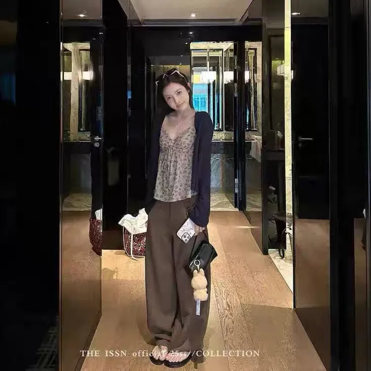 法式复古v领碎花吊带背心开衫阔腿裤秋季时尚穿搭新款女显瘦舒服