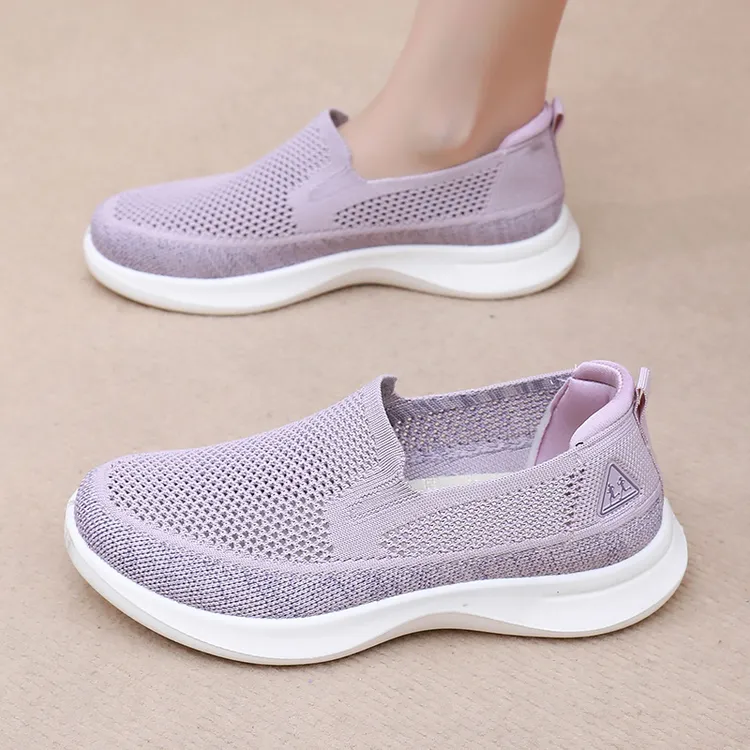 夏季新款老北京布鞋休闲浅口飞织透气网面鞋防滑舒适一脚蹬妈妈鞋