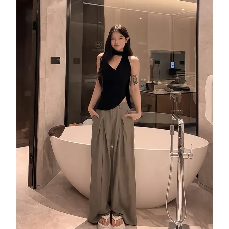 2025夏季新款女法式不规则修身V领吊带上衣气质高腰显瘦阔腿长裤