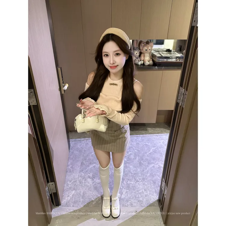 温与柔蔓蔓【现货】【报社奈奈】早秋日系露肩针织上衣收腰半裙套装