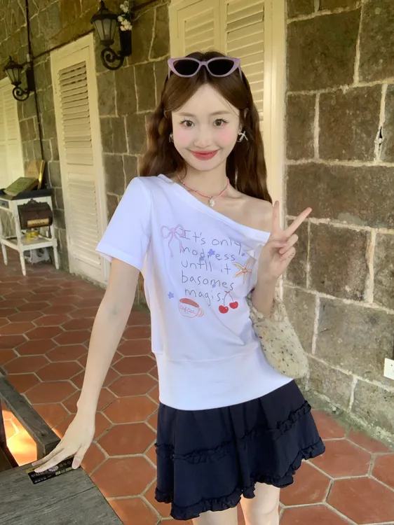 夏季新款短袖t恤女辣妹修身露肩斜肩一字肩穿搭短款性感显瘦上衣