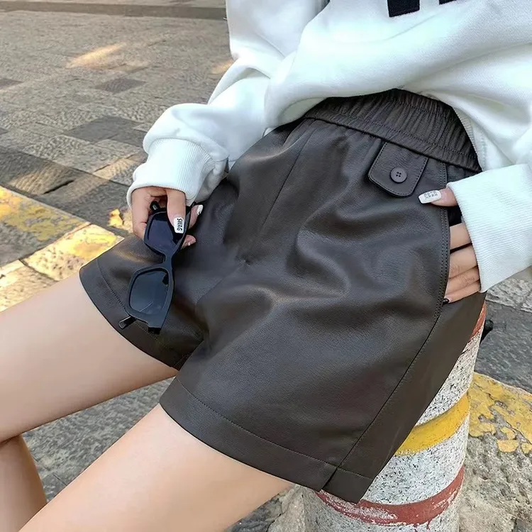 2026春秋韩版松紧腰PU皮短裤外穿显瘦时尚百搭阔腿高腰A字宽松ins