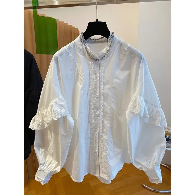 高级感法式宫廷风蕾丝花边拼接白色衬衫女2025新款灯笼袖立领上衣