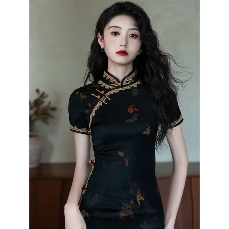 新中式黑色旗袍2025新款女中国风蝴蝶高级感复古显瘦日常走秀演出