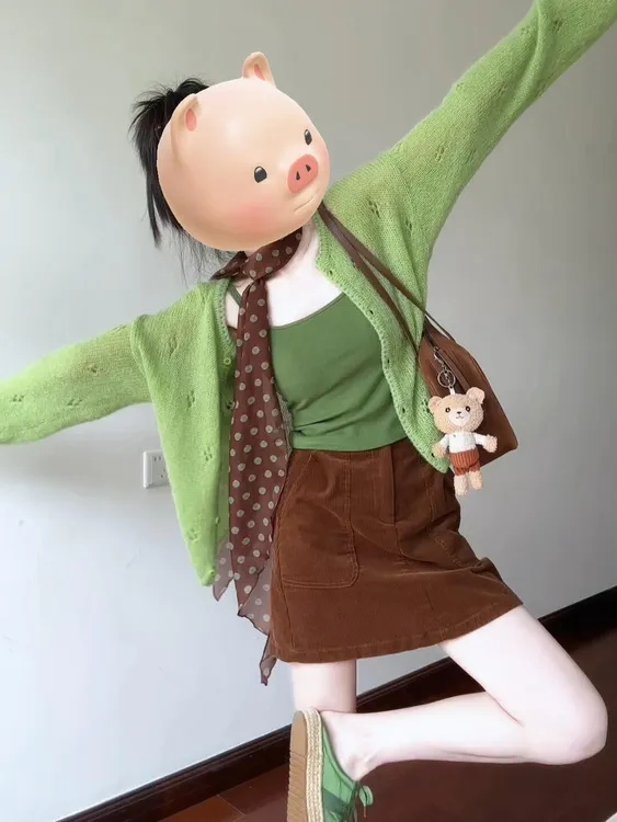 2025超火穿搭一整套松弛感复古绿色针织开衫搭配吊带半身裙三件套