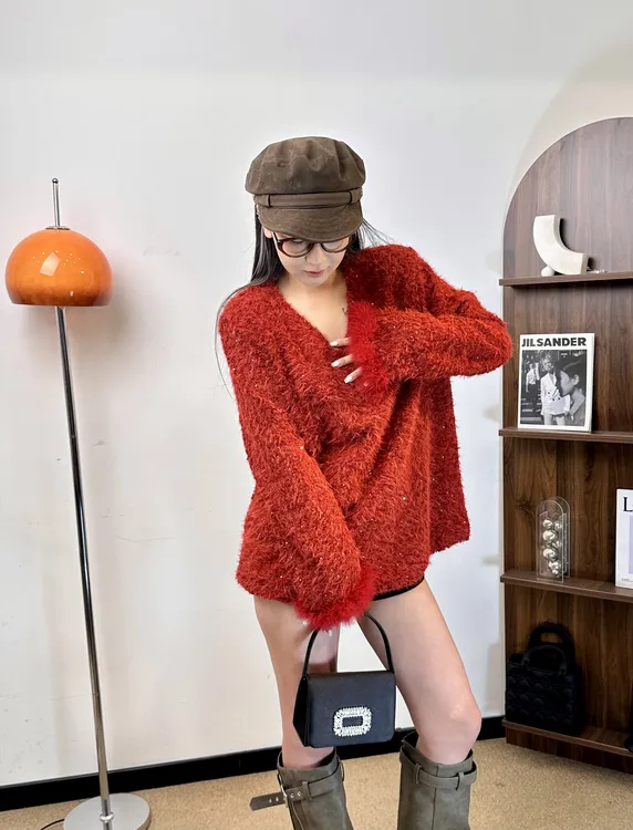 叮叮家【奶芙草莓】慵懒风v领套头跨年红色亮晶晶秋冬款宽显瘦上衣