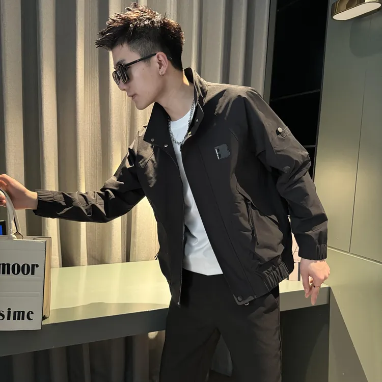 男士休闲外套春秋季2025新款春秋款潮牌痞帅男装新款秋装夹克衫男
