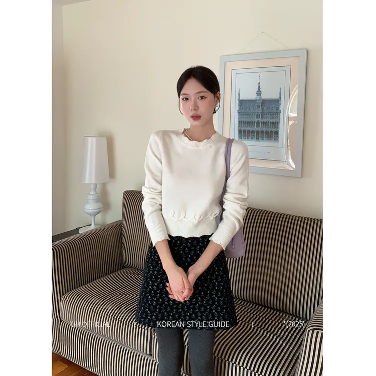 DH大花【白色相簿 wooly】高支亲肤糯米绒绵羊毛圆领花边造型毛衣