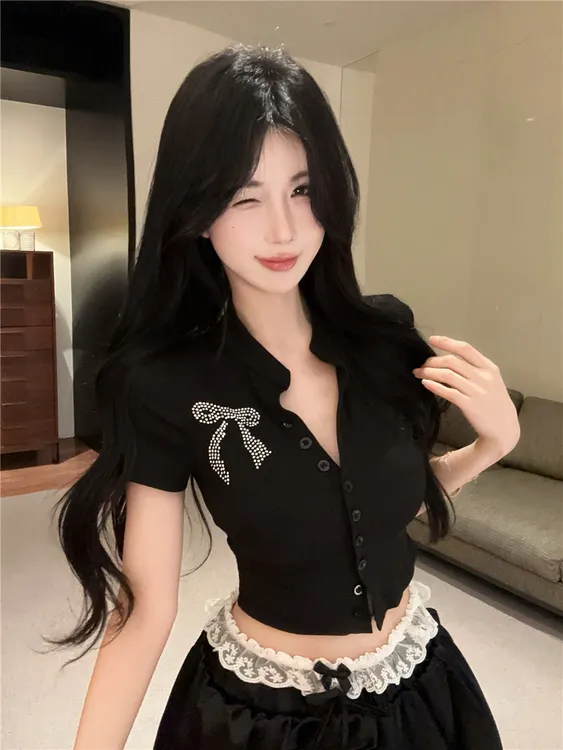 纯欲性感黑色烫钻蝴蝶结短袖T恤上衣蕾丝花边显瘦花苞短裙两件套