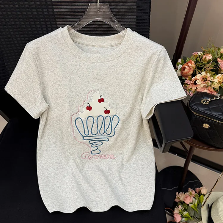 （十三行）韩版显瘦短袖T恤女夏季休闲绣花体恤设计感洋气重工上衣