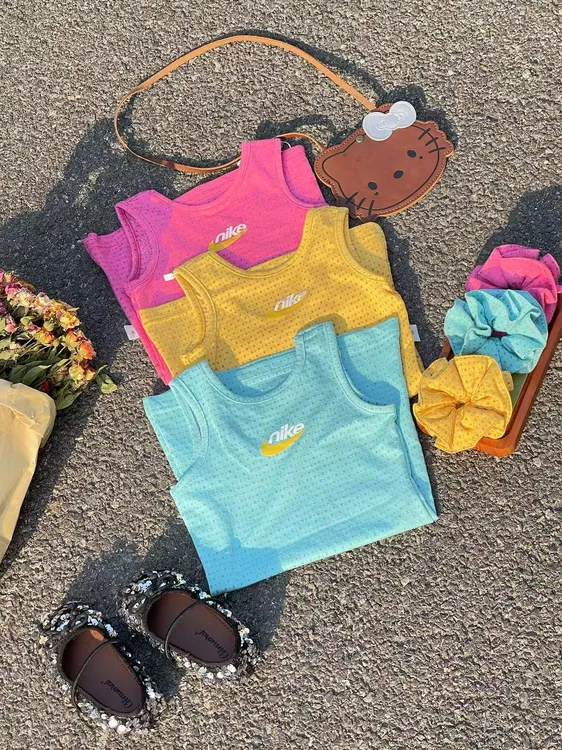 夏季吊带背心裙多巴胺极简风女连衣裙童装运动新复古风