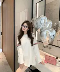 设计感tb织带拼色白色长袖T恤女秋冬新款显瘦遮肉内搭打底衫上衣