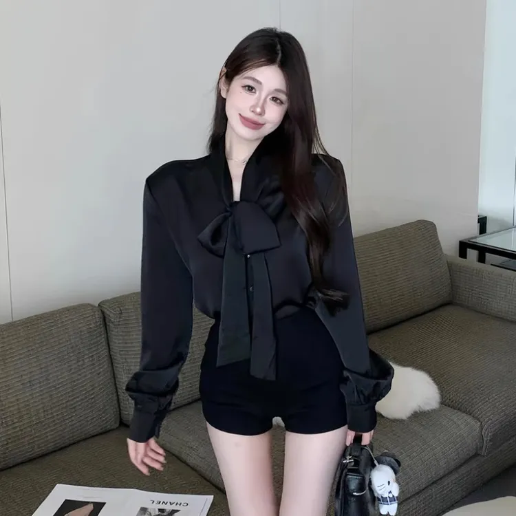高级感黑色醋酸缎面衬衫女春秋小个子蝴蝶结衬衣宽松职业通勤上衣