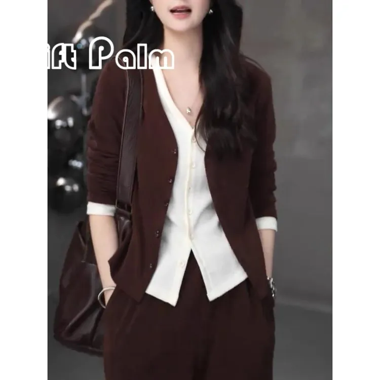 GiftPalm大码胖MM假两件V领撞色针织开衫新显瘦遮肚洋气减龄上衣