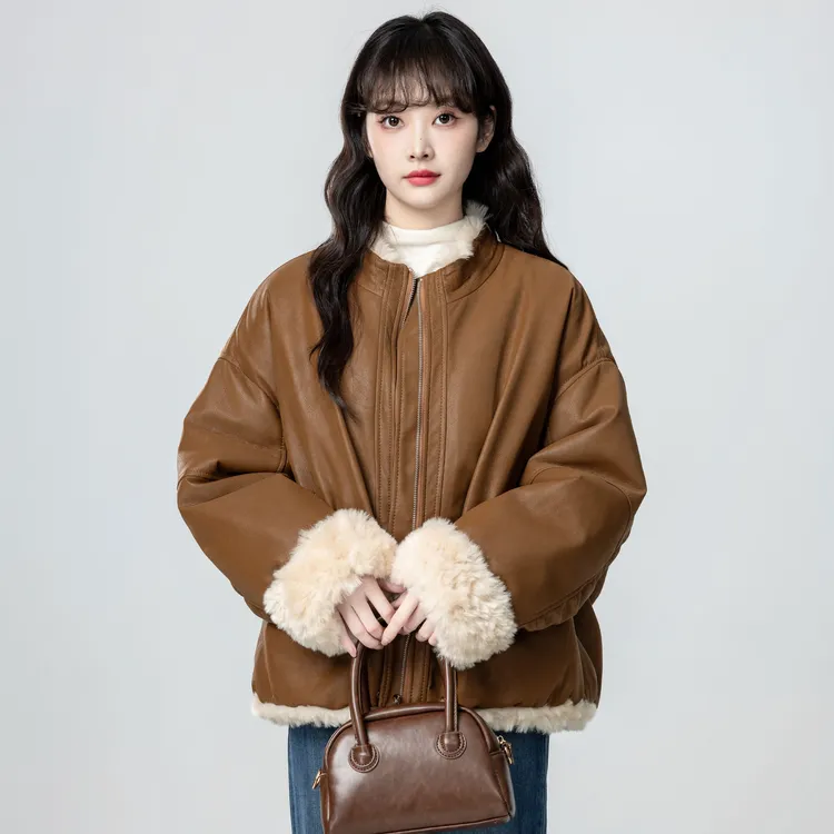 焦糖色皮衣外套女款冬2025冬季新款羊羔绒皮毛一体两面穿夹克上衣