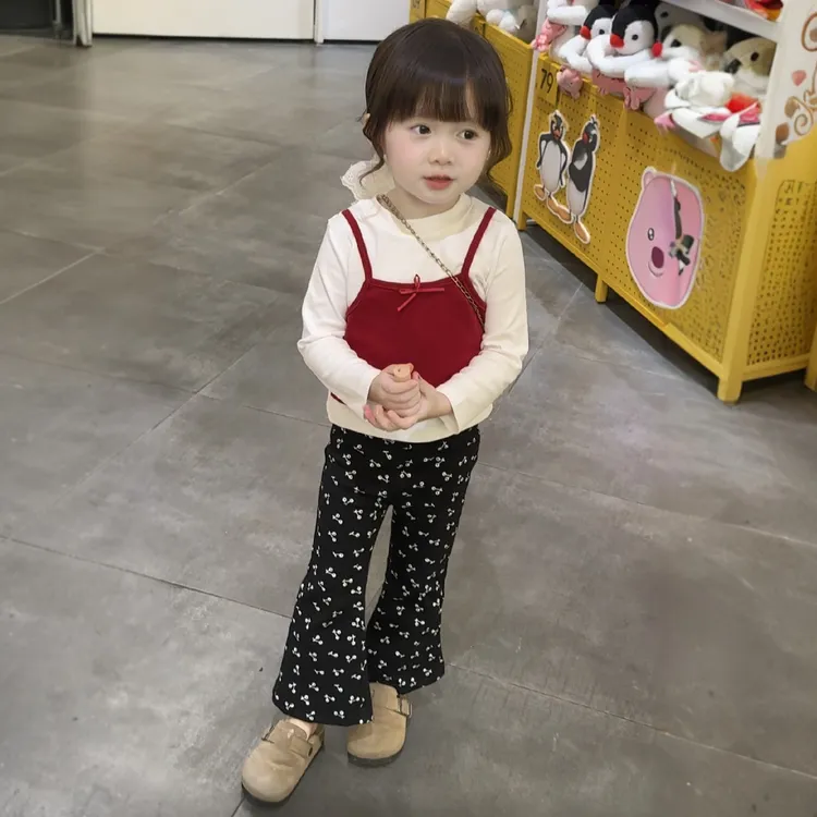 宝宝假两件长袖t恤女2025春季喇叭裤韩套装儿童洋气上衣安可拉红