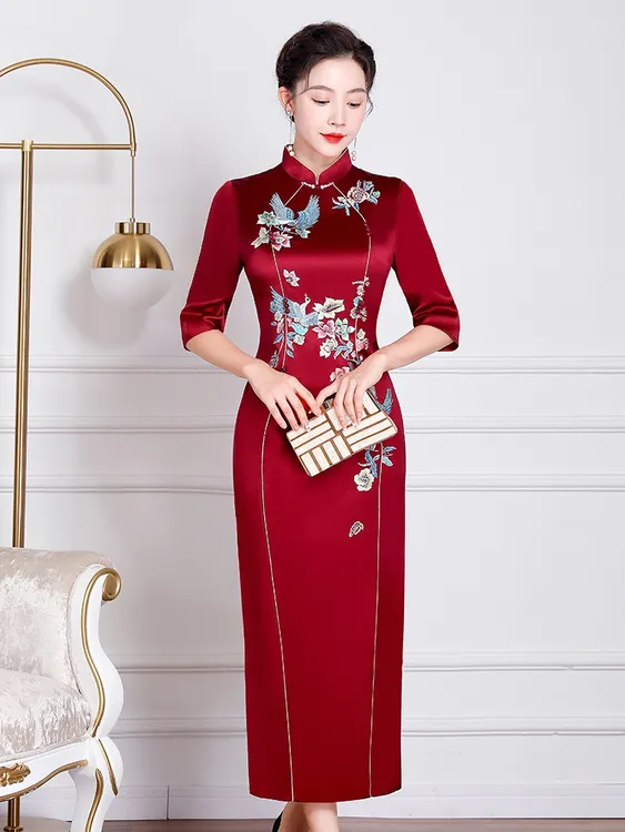 十月份喜妈妈婚宴装婚庆丈母娘服装改良酒红色旗袍喜婆婆婚礼服装