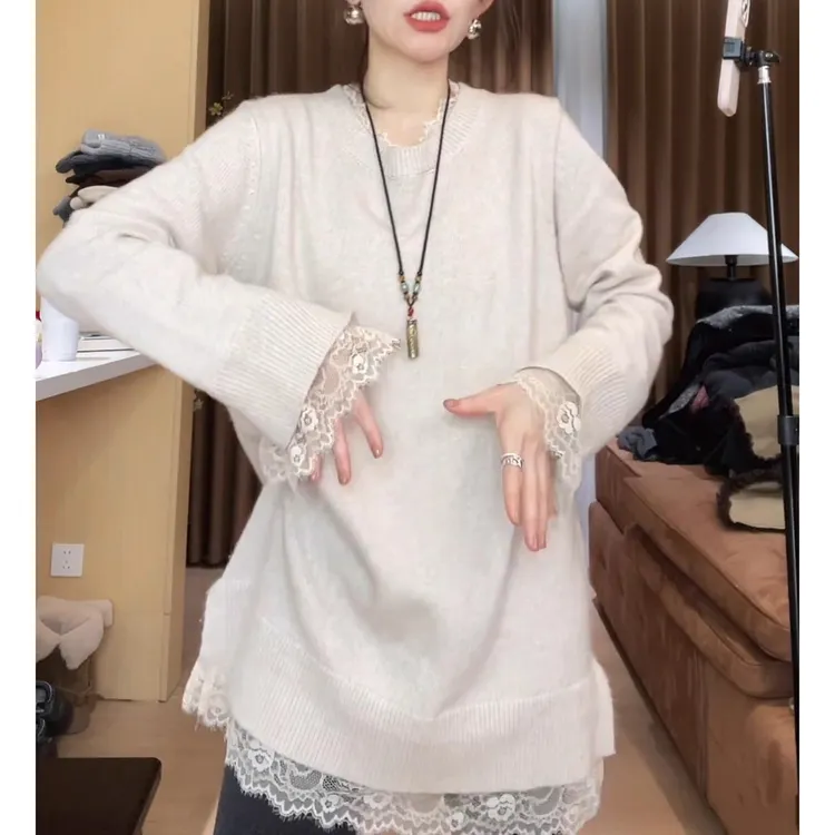 2025秋冬季新款设计感显瘦洋气减龄毛衣时尚洋气蕾丝拼接宽松小衫