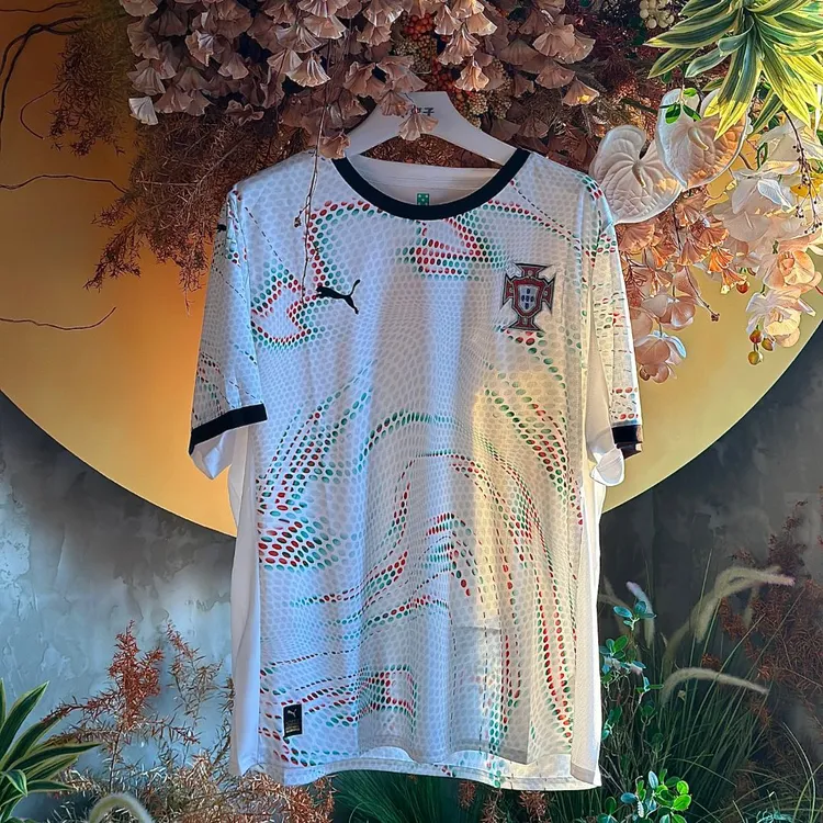麒天小胜：PUMA/彪马葡萄牙客场球迷版短袖球衣779209 04