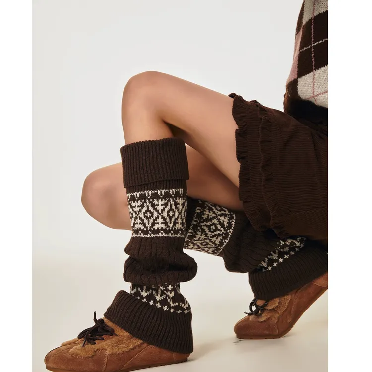 雪地靴堆堆袜套女针织费尔岛风加厚保暖微喇叭型小腿腿套配鲨鱼裤