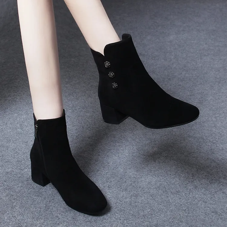 2025磨砂中跟粗跟圆头短靴简约时装靴秋冬季女靴英伦风靴子瘦瘦靴