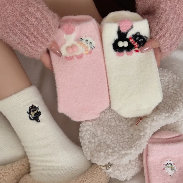 提花印花中筒可爱风休闲风中筒袜冬季卡通动漫秋季小猫刺绣小猫蛋