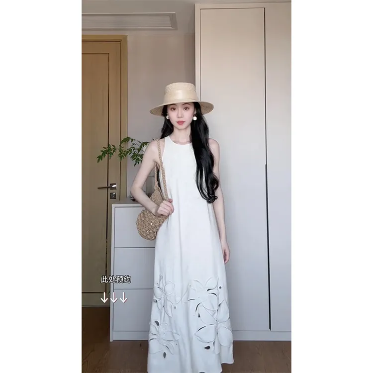 parkyeon法式镂空剪花无袖连衣裙女夏季新款度假风气质简约长裙子