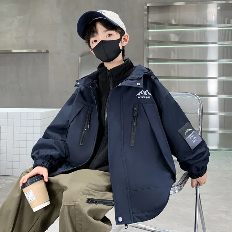 儿童装男童秋装外套2025新款春秋款中大童三合一秋冬可拆卸冲锋衣