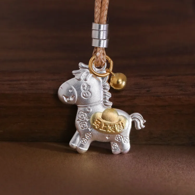 吊坠足银 999马上暴富吊坠皮绳款生肖小马挂坠本命年项链女