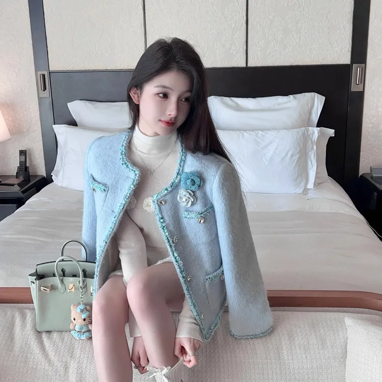 冬季蓝色亮片小香毛呢外套女短款加厚呢子大衣