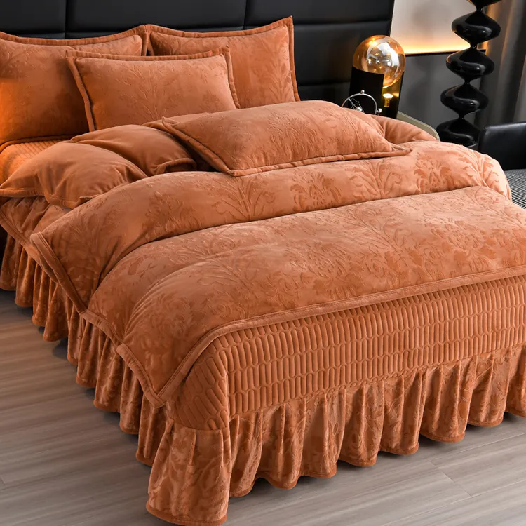 2025新款雕花牛奶绒床盖四件套简约加绒加厚纯色水晶绒床裙款