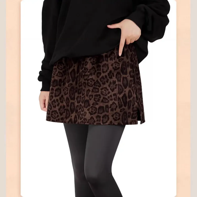 2025新款秋冬豹纹半身裙女高级感叠穿屁帘打底裤大码a字高腰短裙