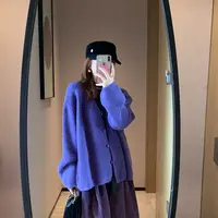 2025秋季新款韩系宽松紫色V领针织开衫慵懒风休闲百搭毛衣外套女