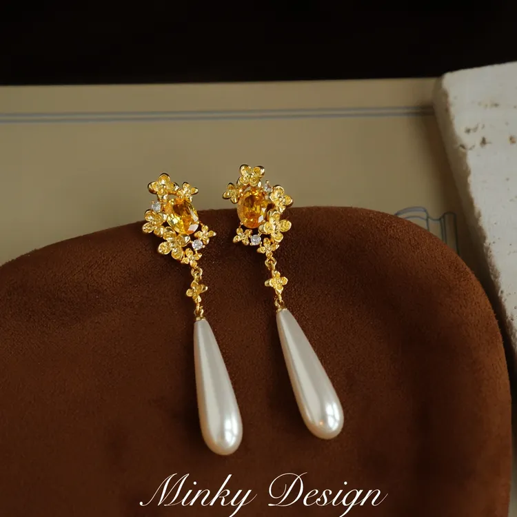 铜合金仿珍珠耳饰 「金灿灿」宫廷风金色花朵蚊香盘耳夹小众耳钉女