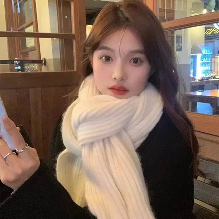 日韩清新秋冬防寒百搭长款针织围巾抽条加厚保暖绵羊绒围脖两件套