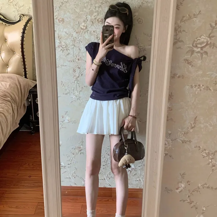 韩系穿搭斜肩短袖T恤女夏季收腰显瘦辣妹上衣ins韩版简约百褶裙子