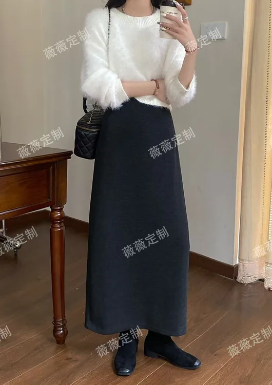 2025加绒仿羊绒纸片裙气质休闲高腰松紧显瘦弹力时尚冬款半身裙