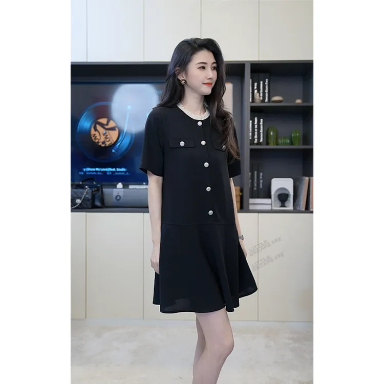小乖逃X新款黑色连衣裙排扣假口袋花边领扣子公主样式裙子C022