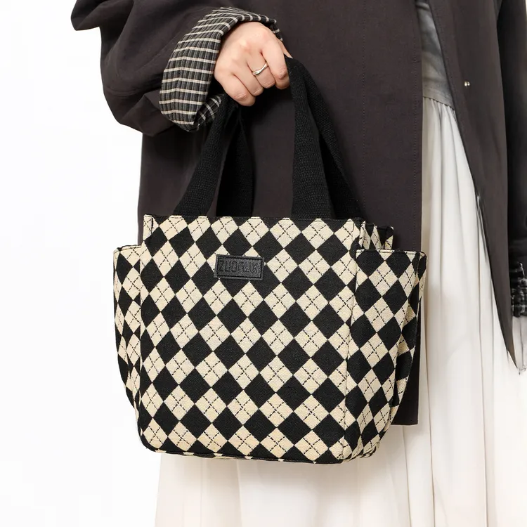 手提包包女士帆布包妈咪包字母刺绣菱格纹外出精致轻便布包手拎包