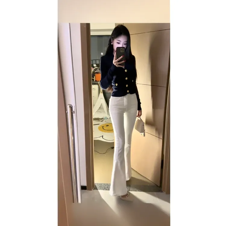 高级白色百搭知性微喇牛仔裤女2025春季新款高腰显瘦拖地裤喇叭裤
