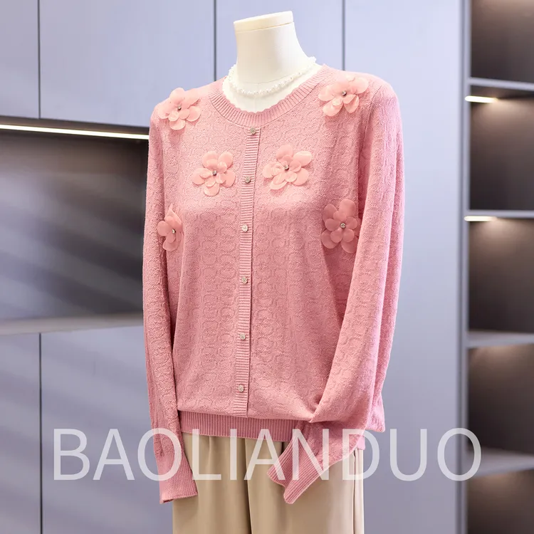 【宝莲朵】洋气妈妈秋装立体花毛衣中年女装针织小衫中老年打底上衣