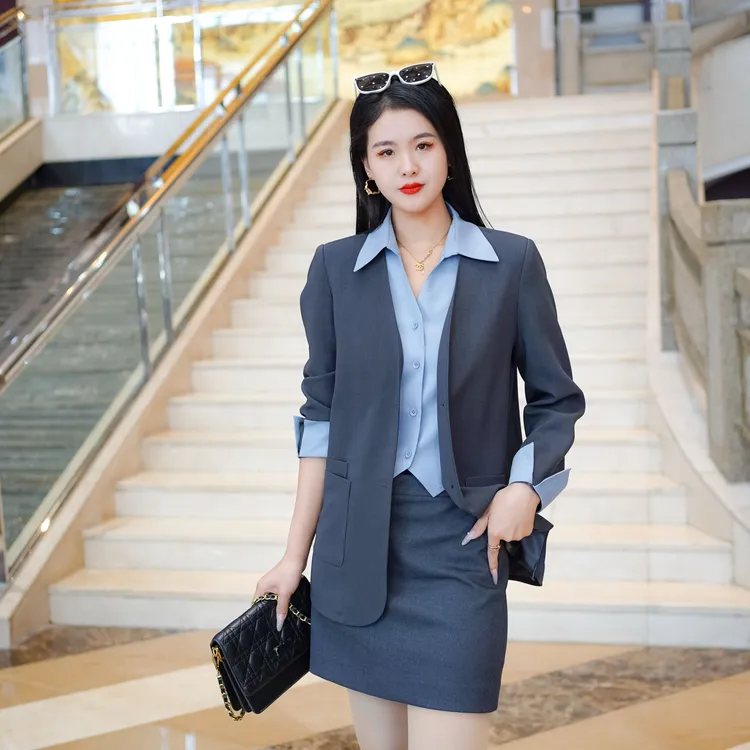 假两件休闲西装外套女小众设计感2025新款春秋小个子气质高级感