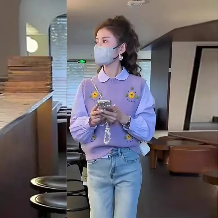 2025叠穿春秋季新款女刺绣马甲减龄洋气无袖背心绣花气质外穿上衣