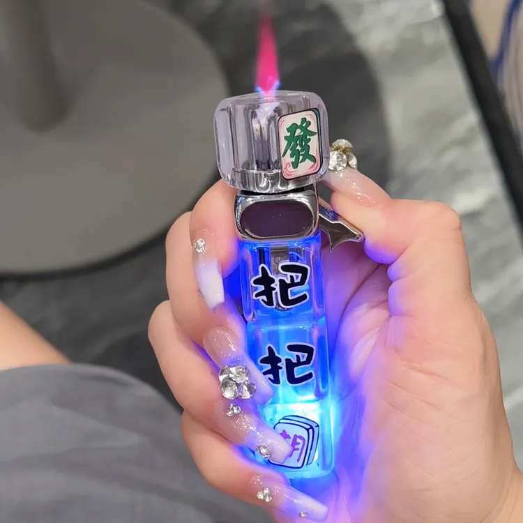 【炫酷发光旋转骰子打火机】个性创意防风充气带灯解压送闺蜜送男友